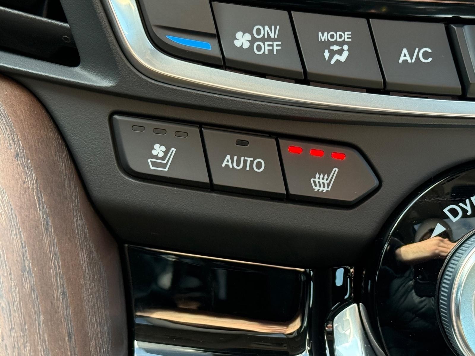 Acura TLX Vehicle Image 22