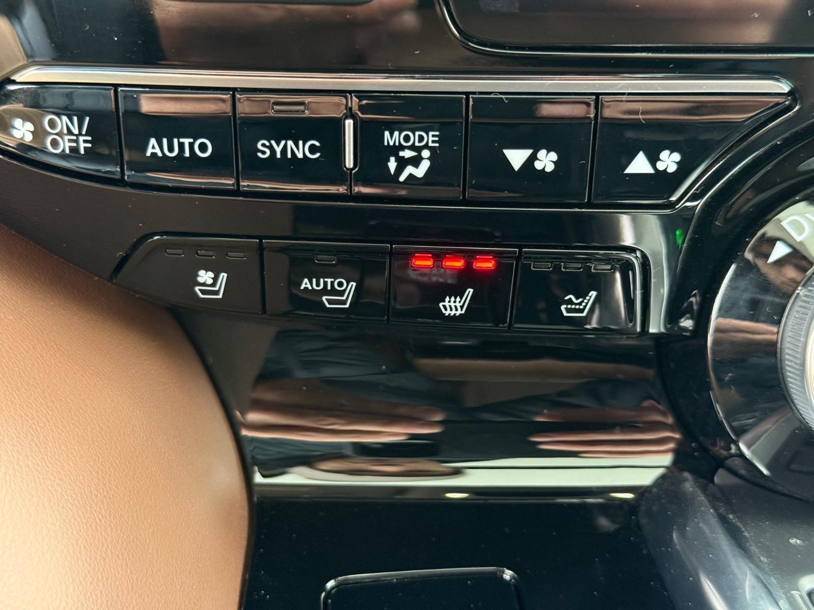 Acura MDX Vehicle Image 20