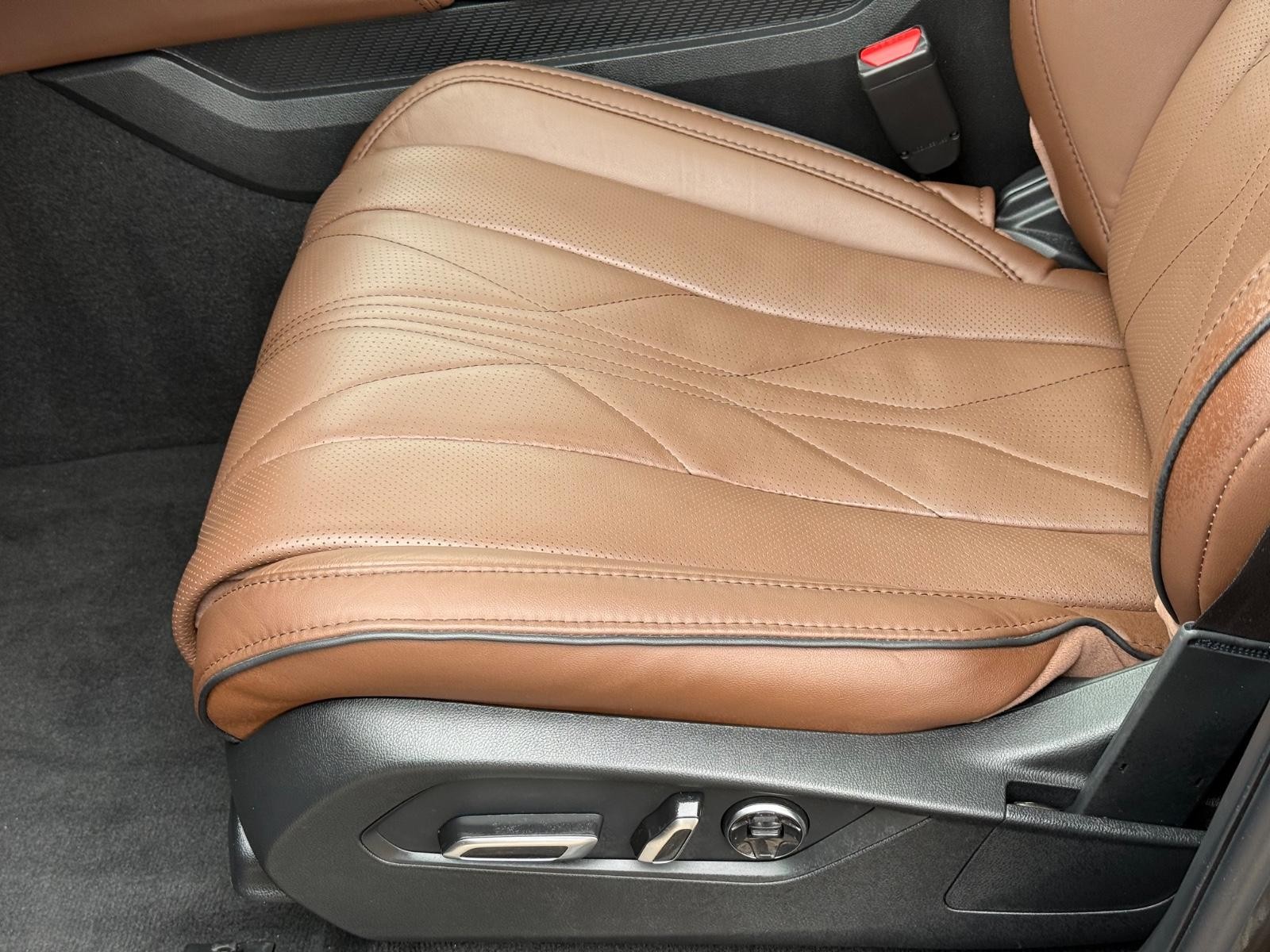 Acura MDX Vehicle Image 22