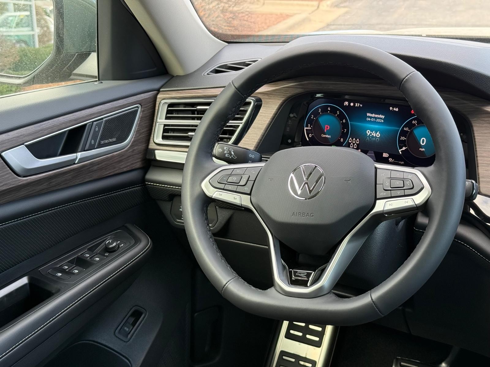 Volkswagen Atlas Vehicle Image 09
