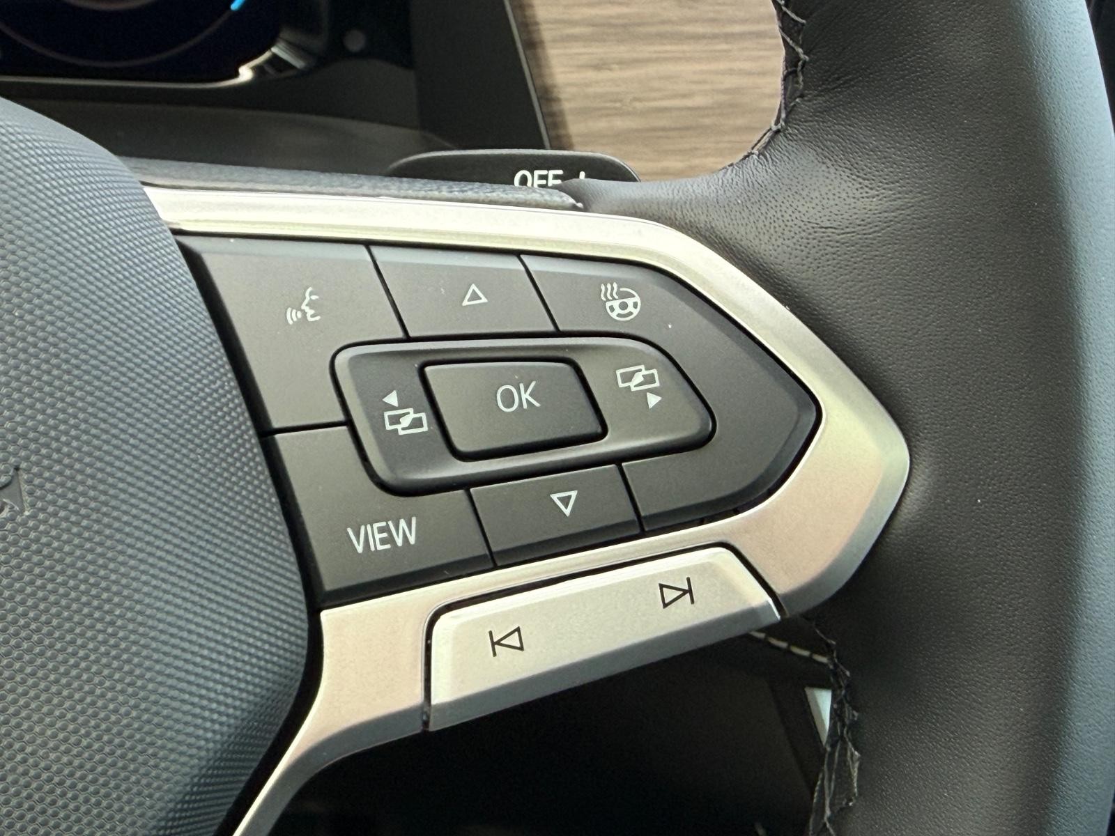 Volkswagen Atlas Vehicle Image 12