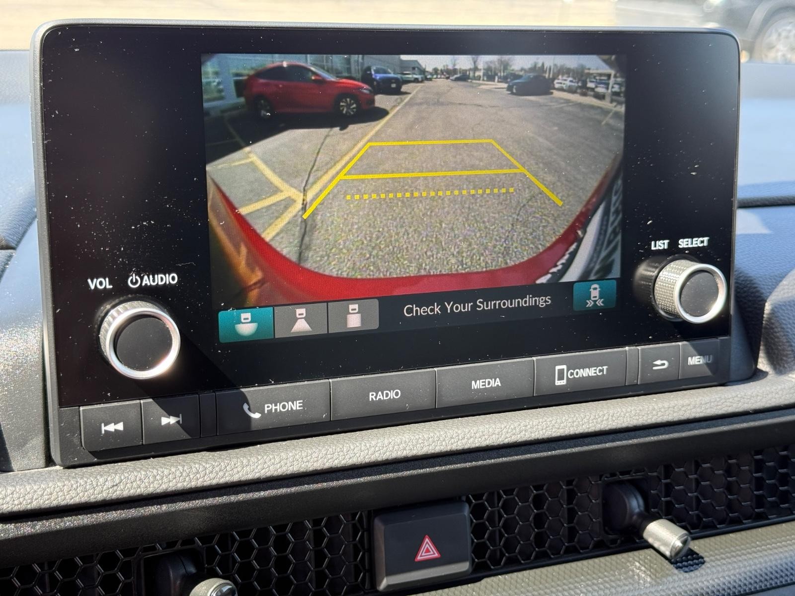 Honda CR-V Vehicle Image 18