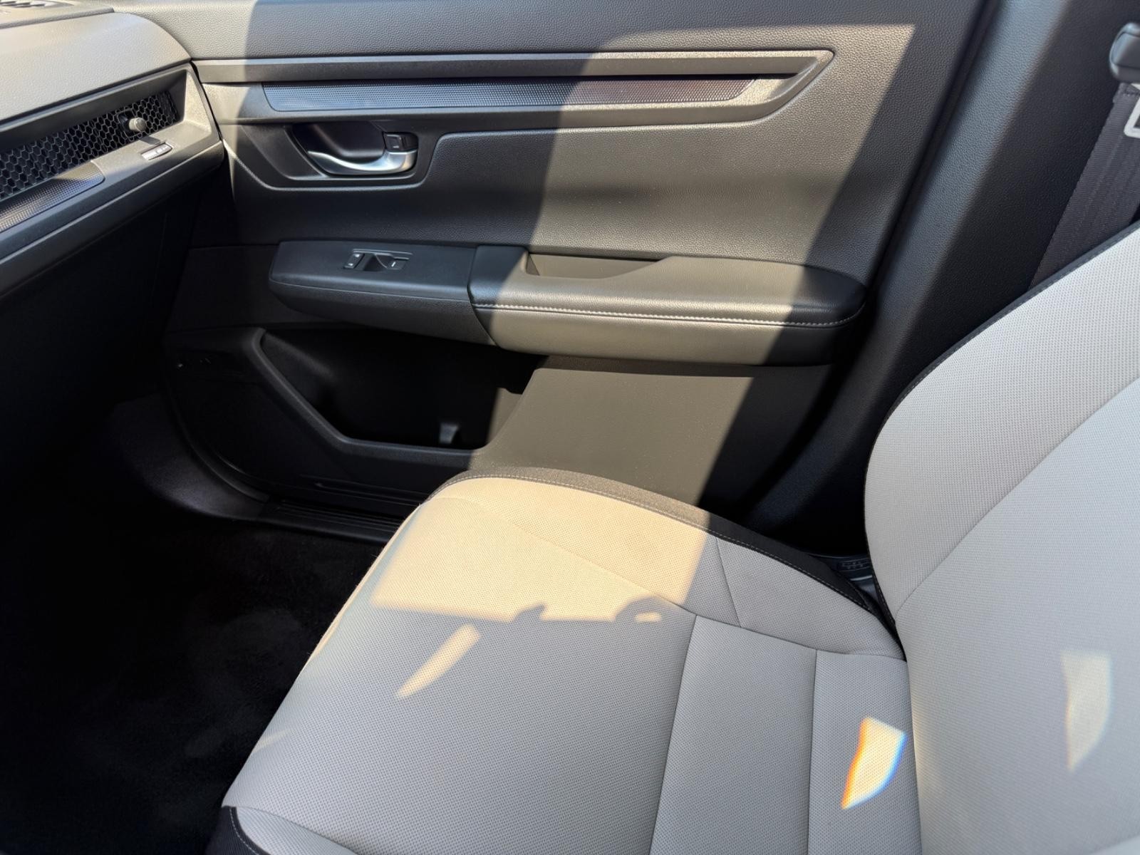 Honda CR-V Vehicle Image 21