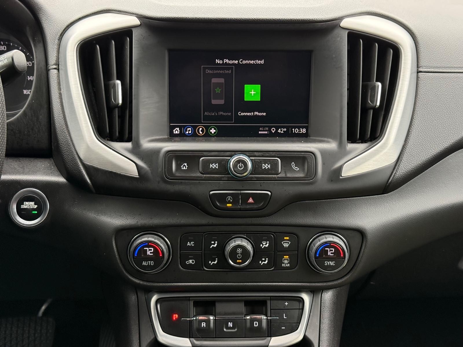 GMC Terrain Vehicle Image 12