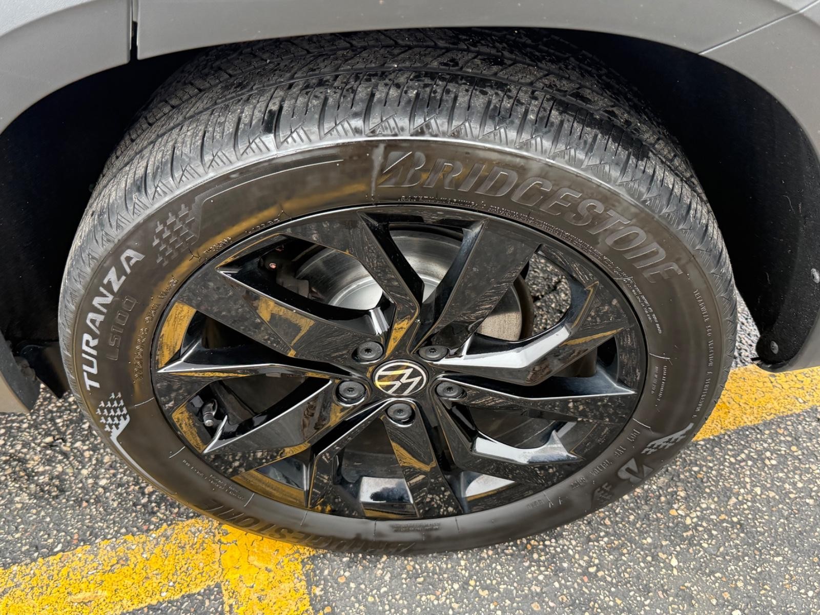 Volkswagen Taos Vehicle Image 07