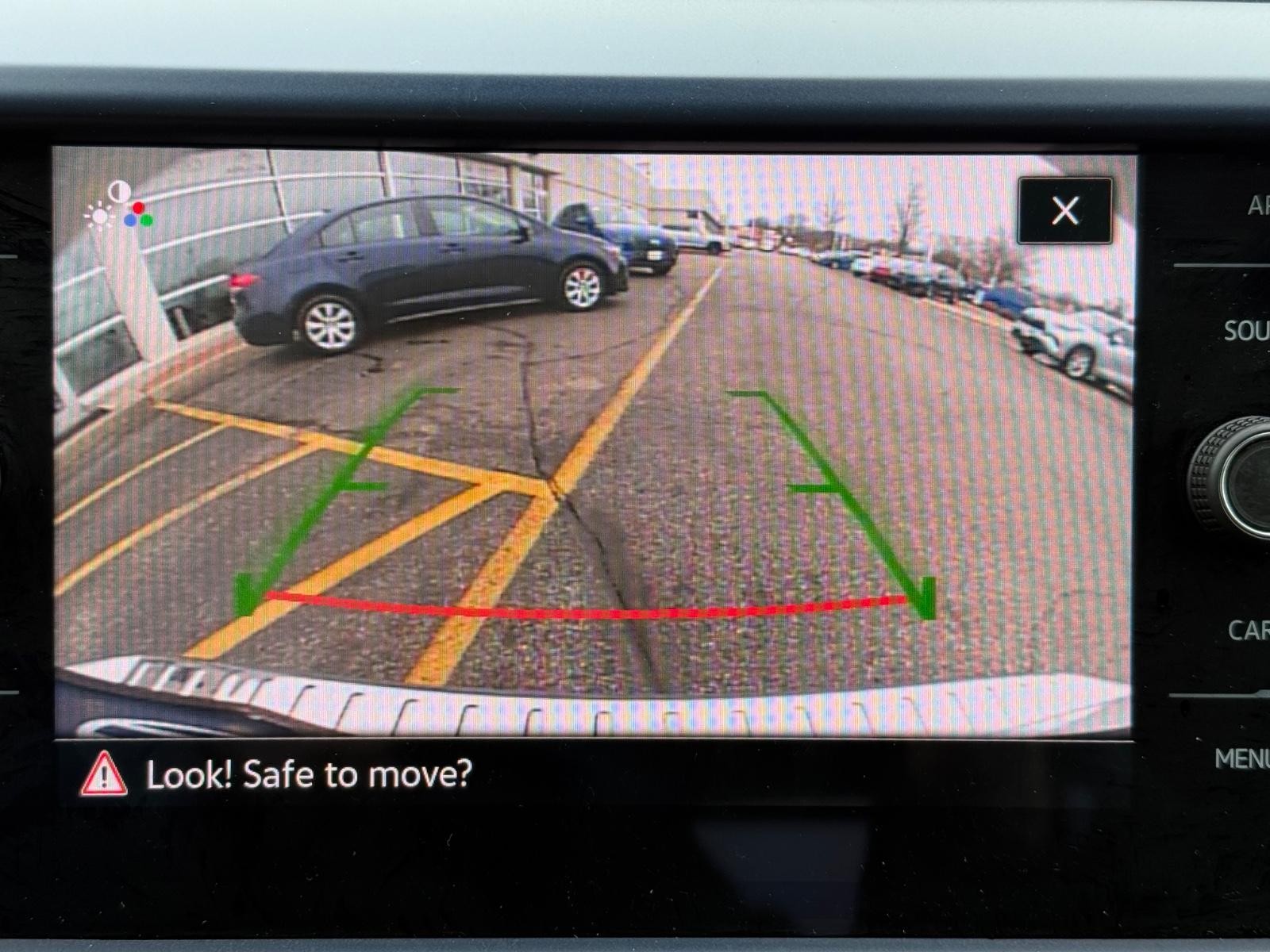 Volkswagen Taos Vehicle Image 19