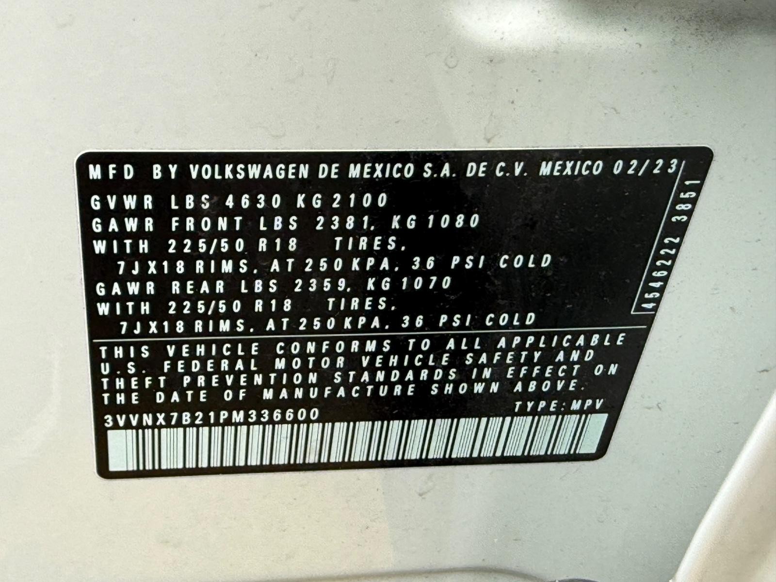 Volkswagen Taos Vehicle Image 23