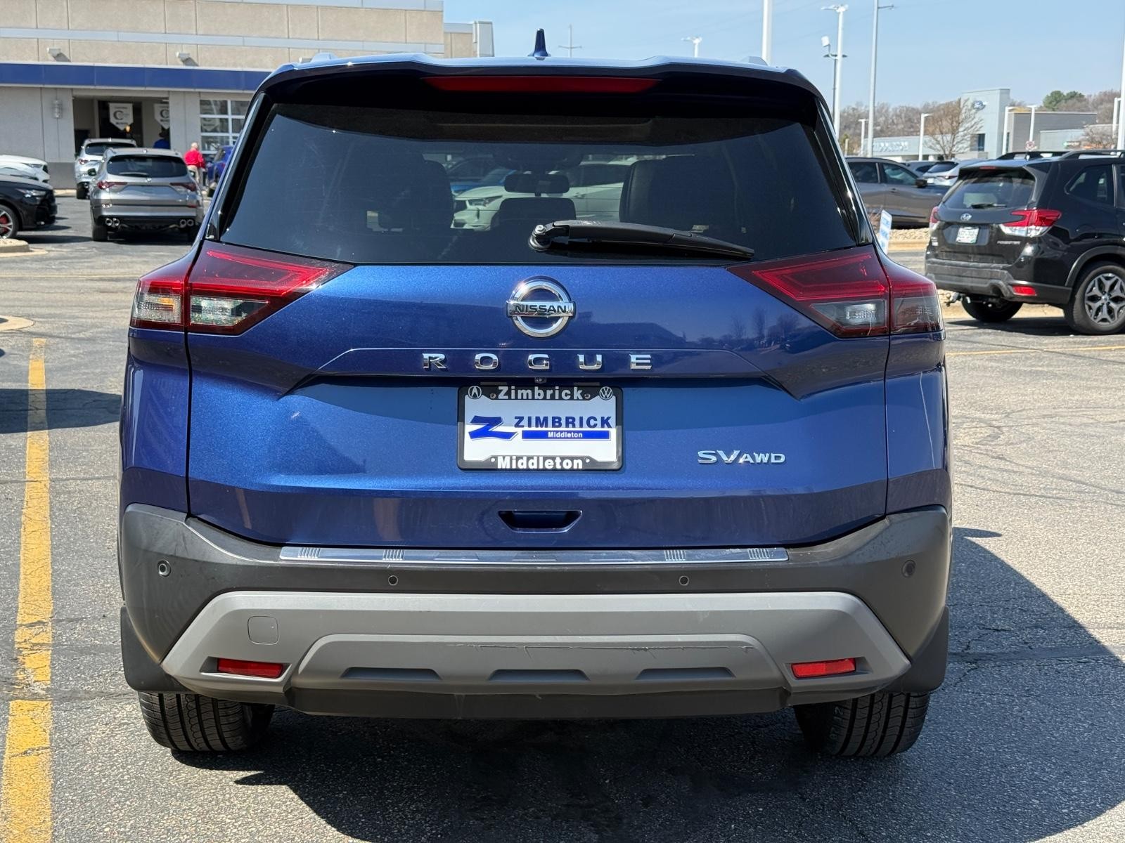 Nissan Rogue Vehicle Image 04