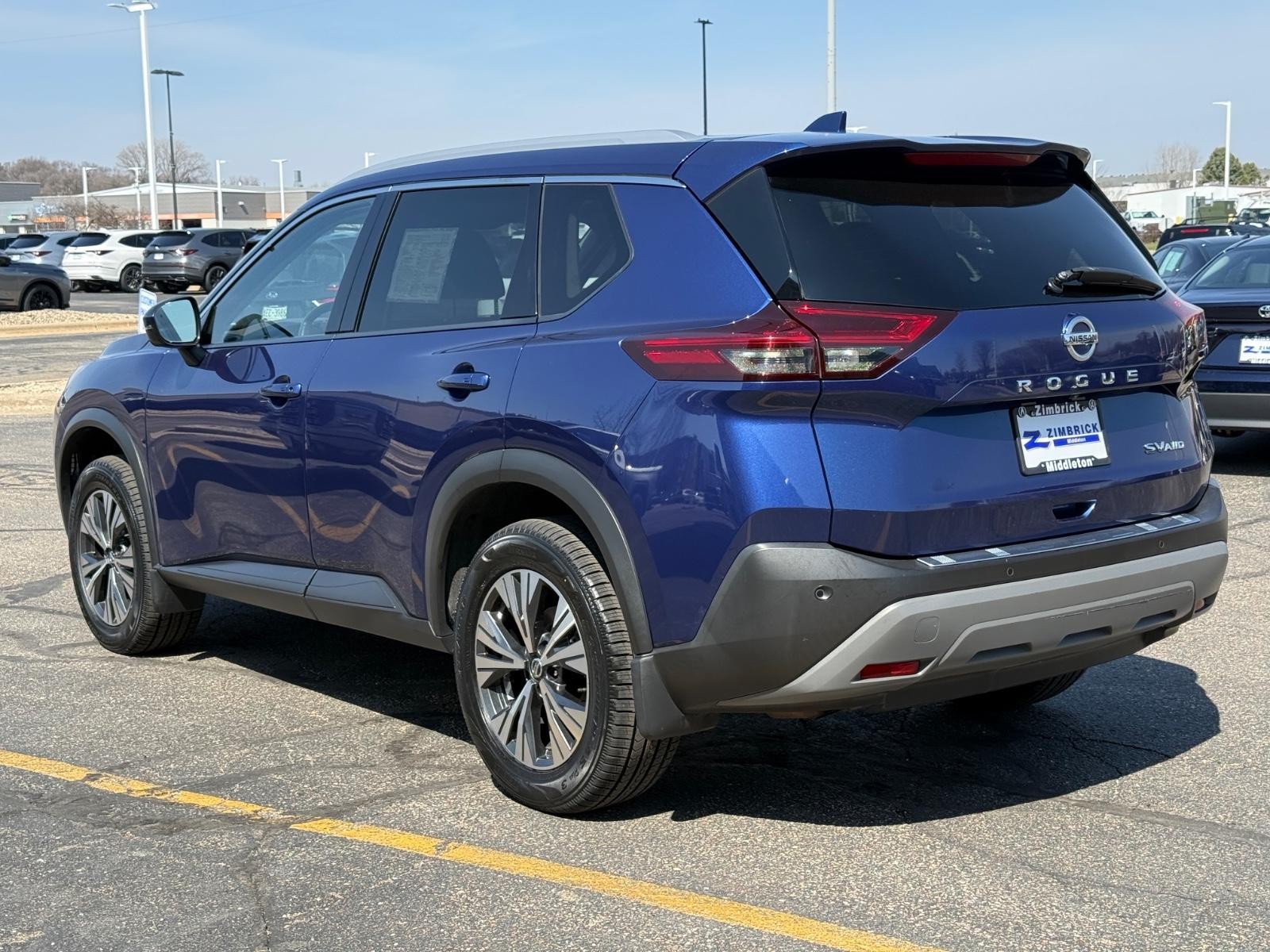 Nissan Rogue Vehicle Image 05