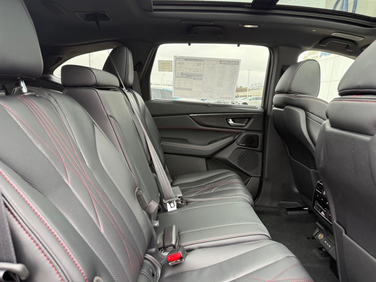 Acura MDX Vehicle Image 05