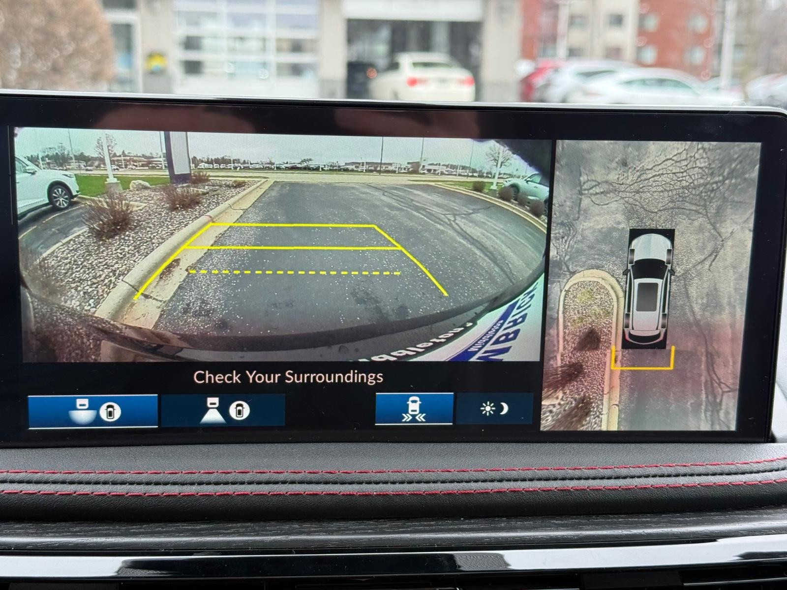 Acura MDX Vehicle Image 12