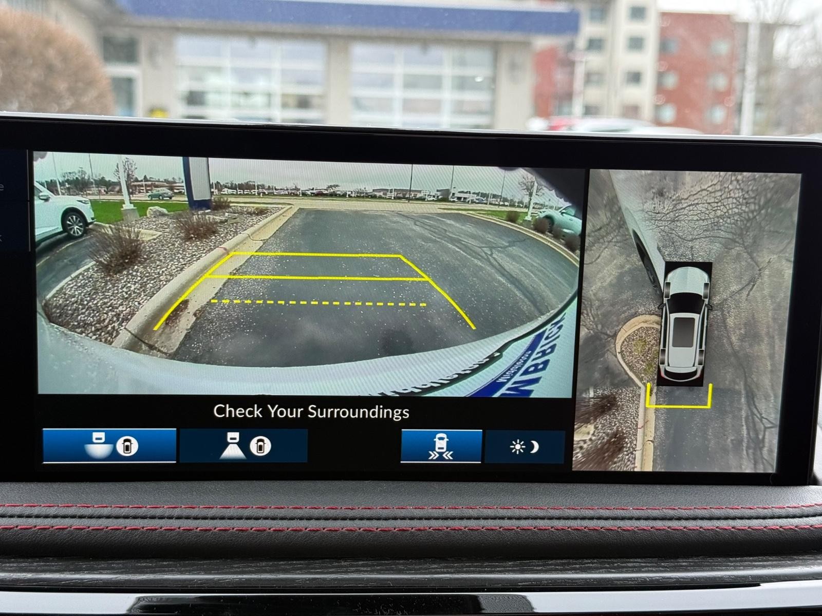 Acura MDX Vehicle Image 13