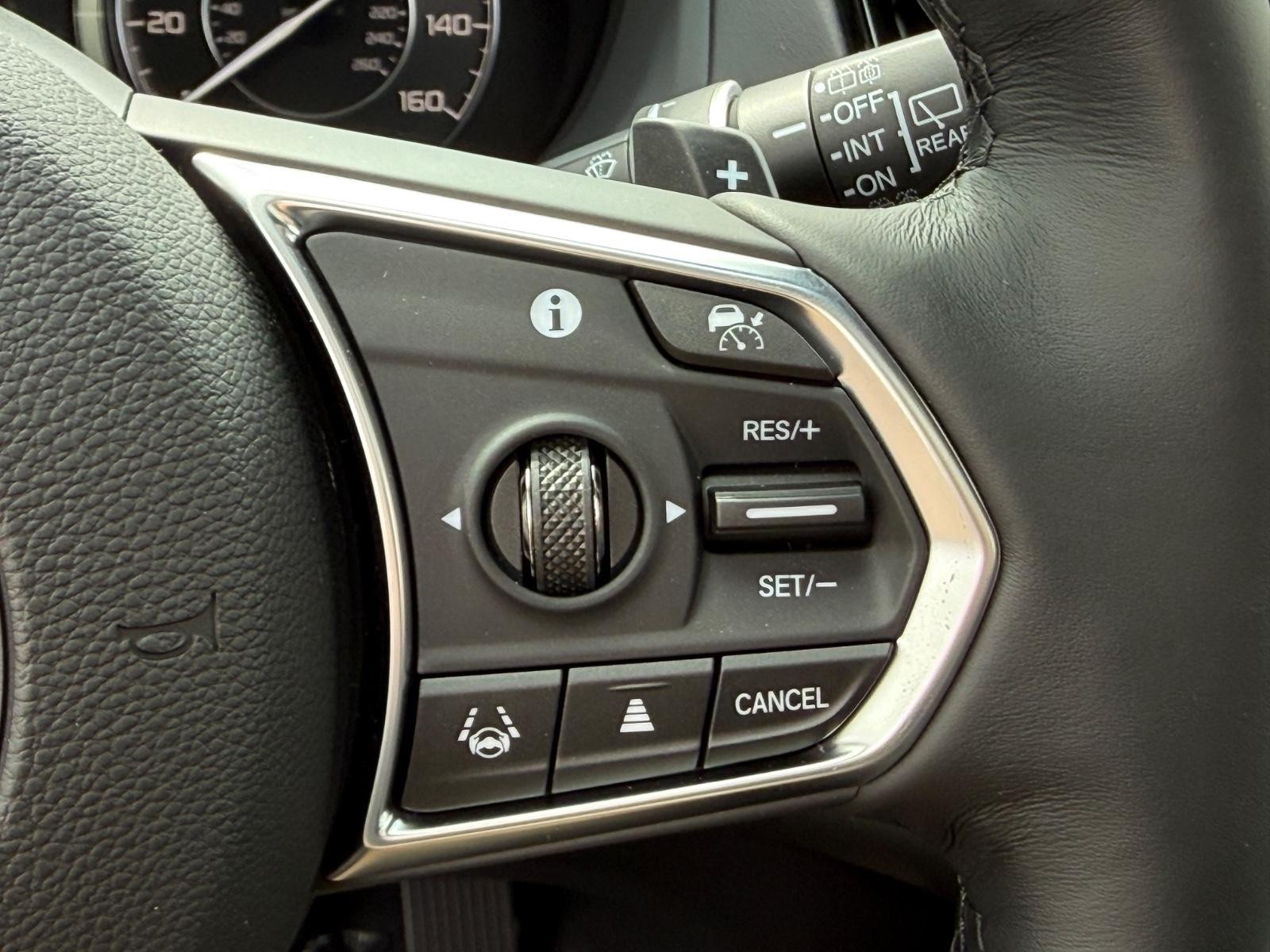 Acura RDX Vehicle Image 12