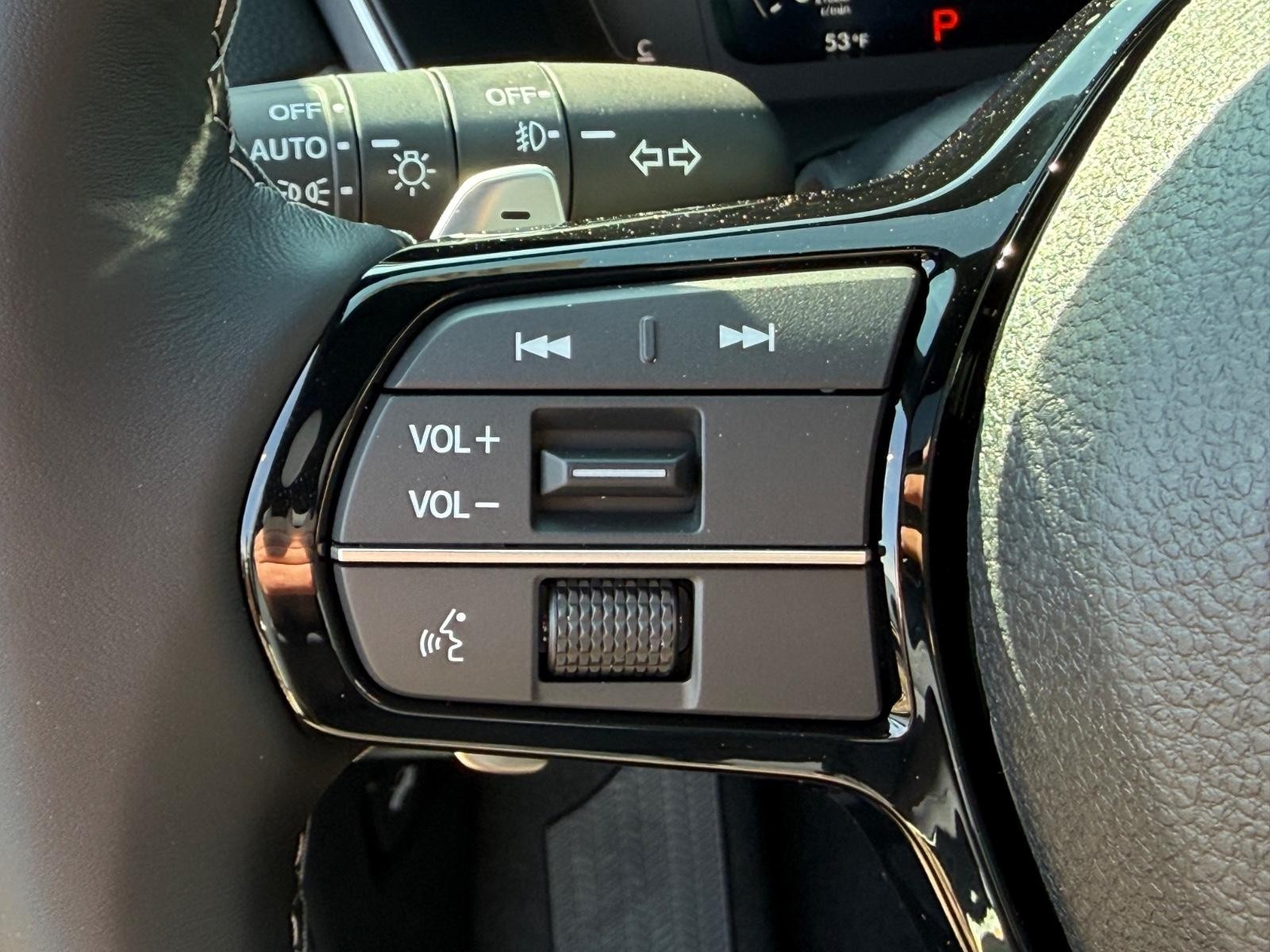 Acura Integra Vehicle Image 11