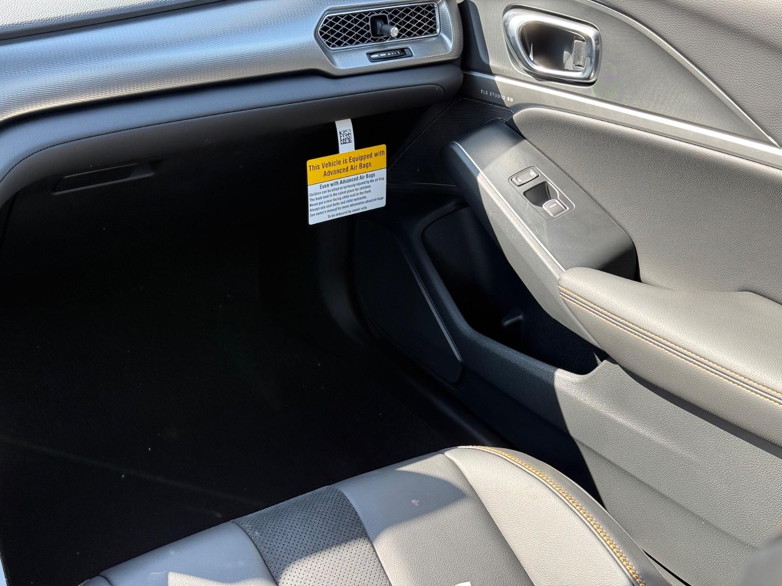 Acura Integra Vehicle Image 10