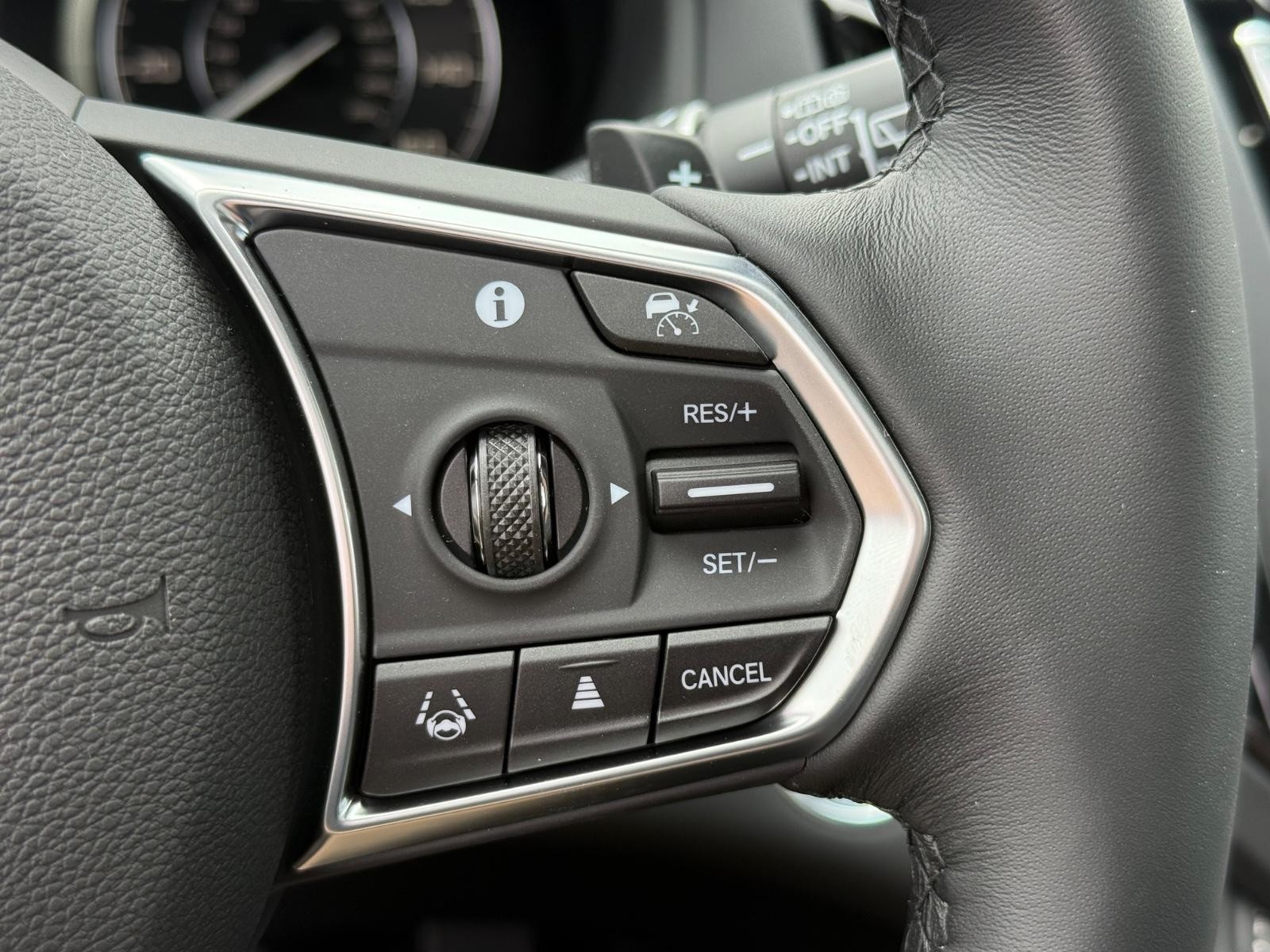 Acura RDX Vehicle Image 12