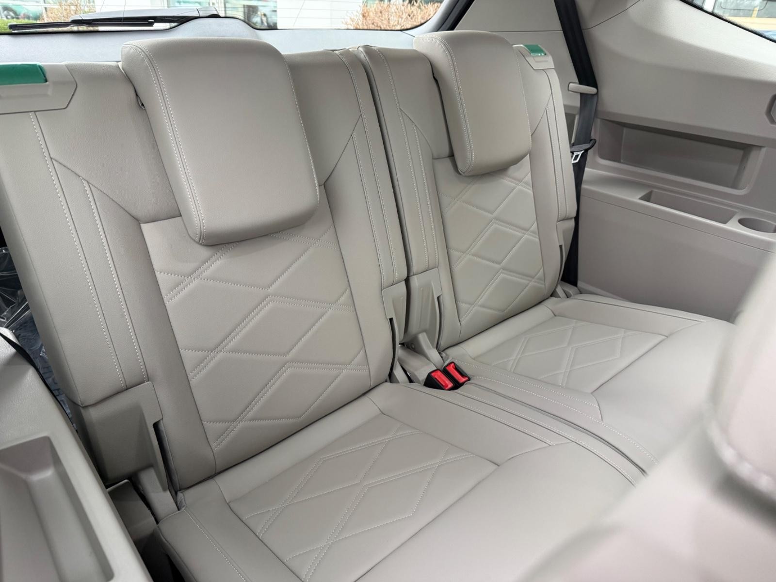Volkswagen Atlas Vehicle Image 05