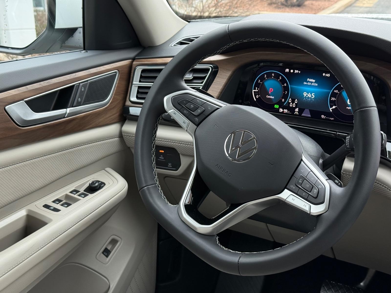 Volkswagen Atlas Vehicle Image 09