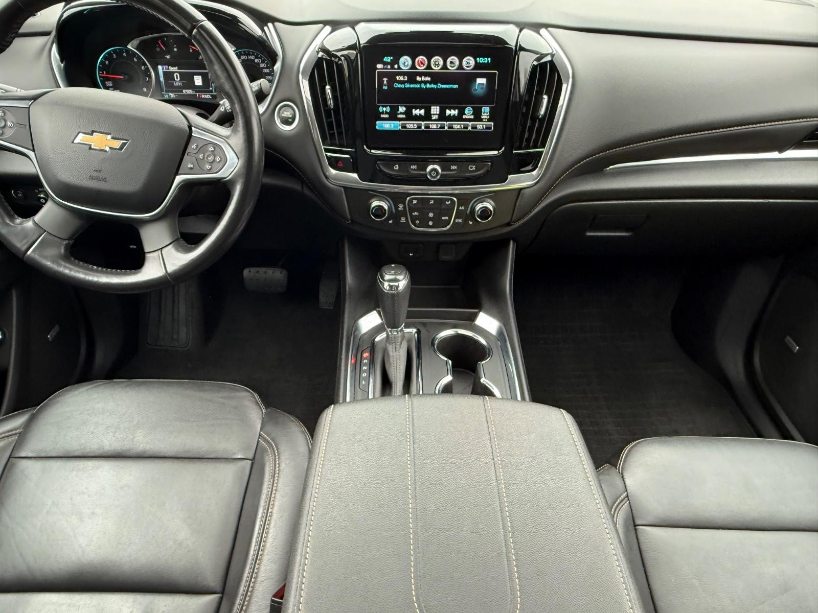 Chevrolet Traverse Vehicle Image 12