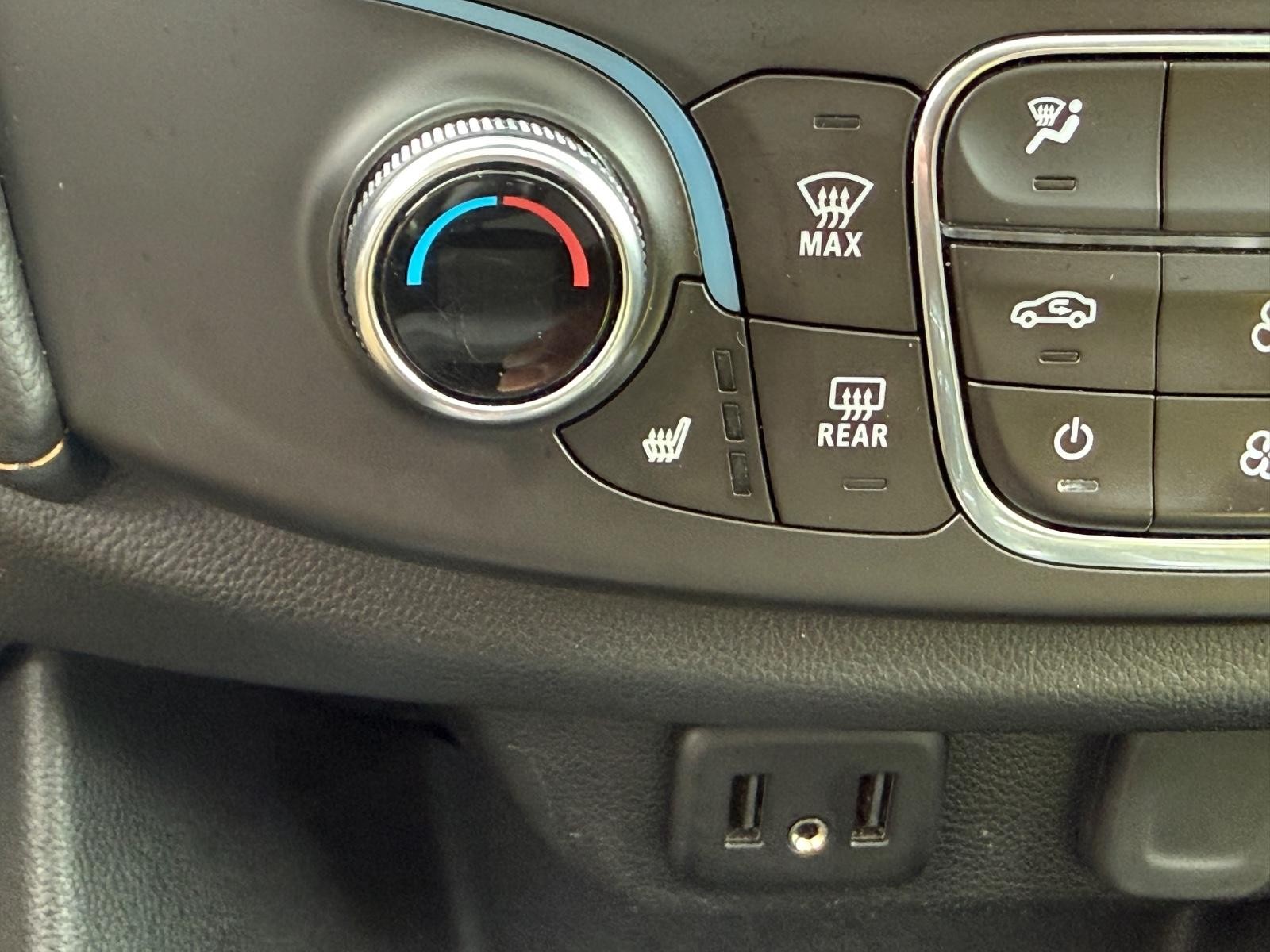 Chevrolet Traverse Vehicle Image 21