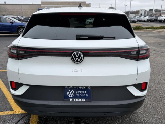 Volkswagen ID.4 Vehicle Image 04