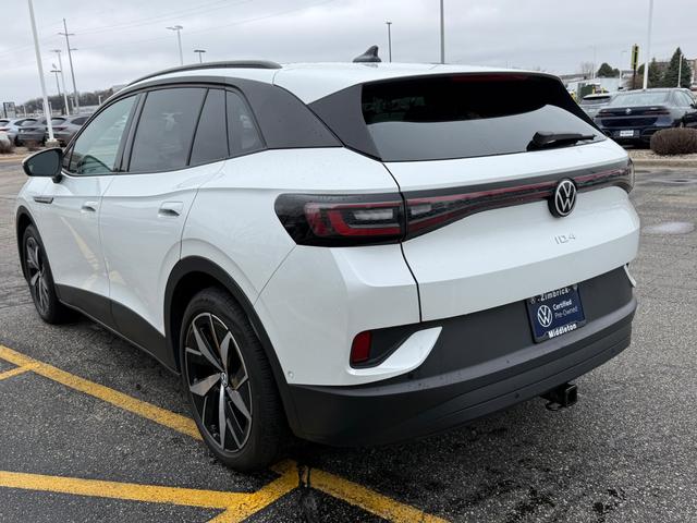 Volkswagen ID.4 Vehicle Image 06