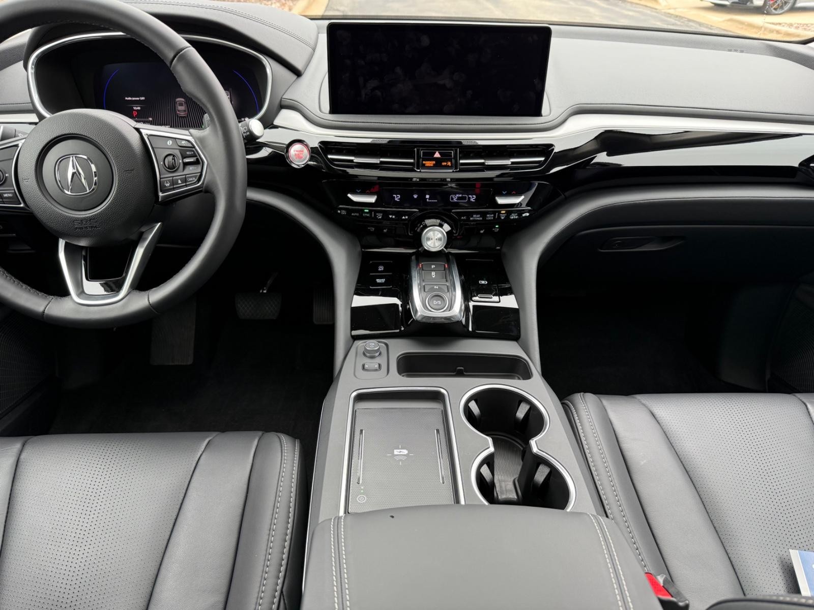 Acura MDX Vehicle Image 11