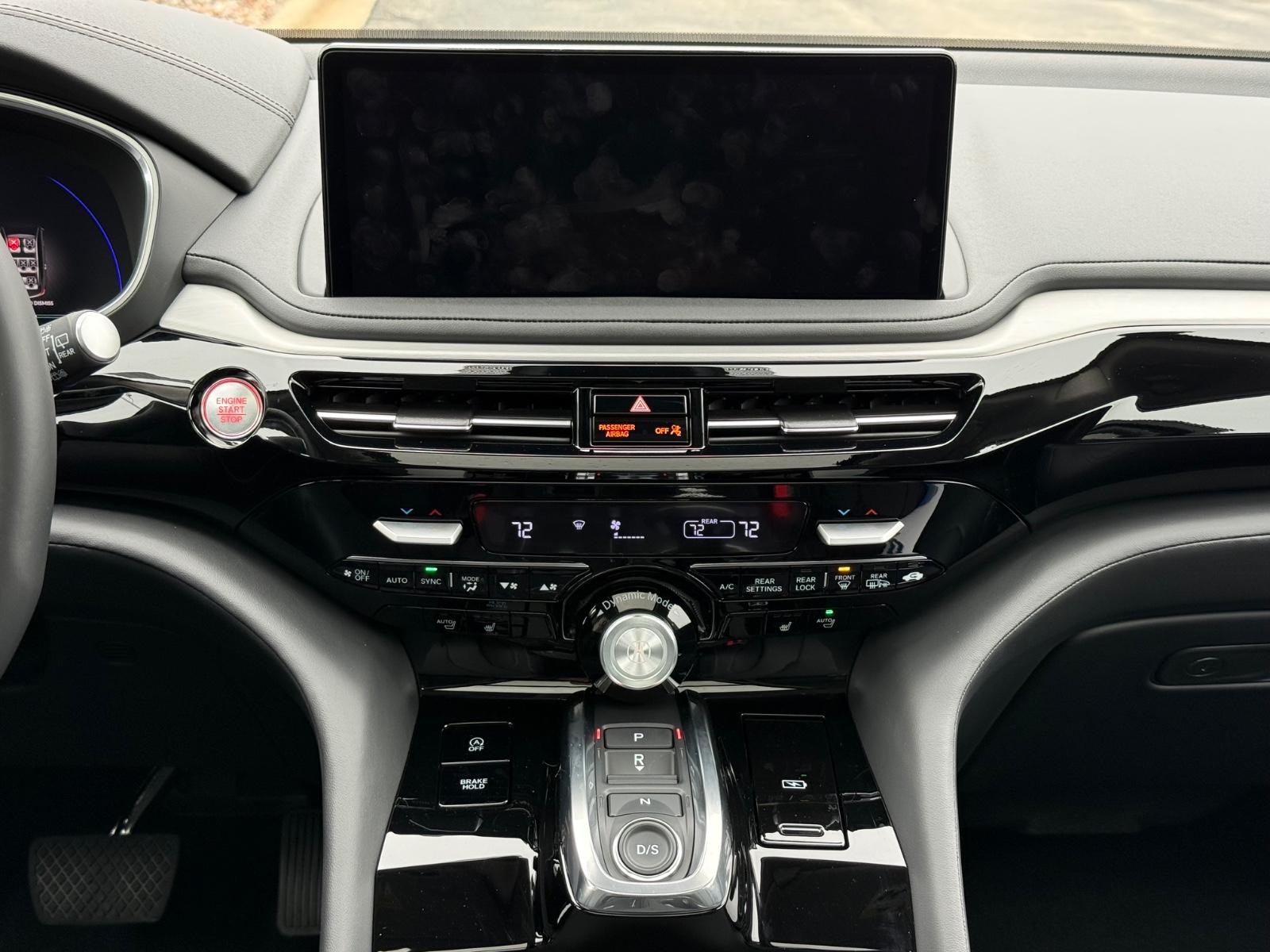 Acura MDX Vehicle Image 12