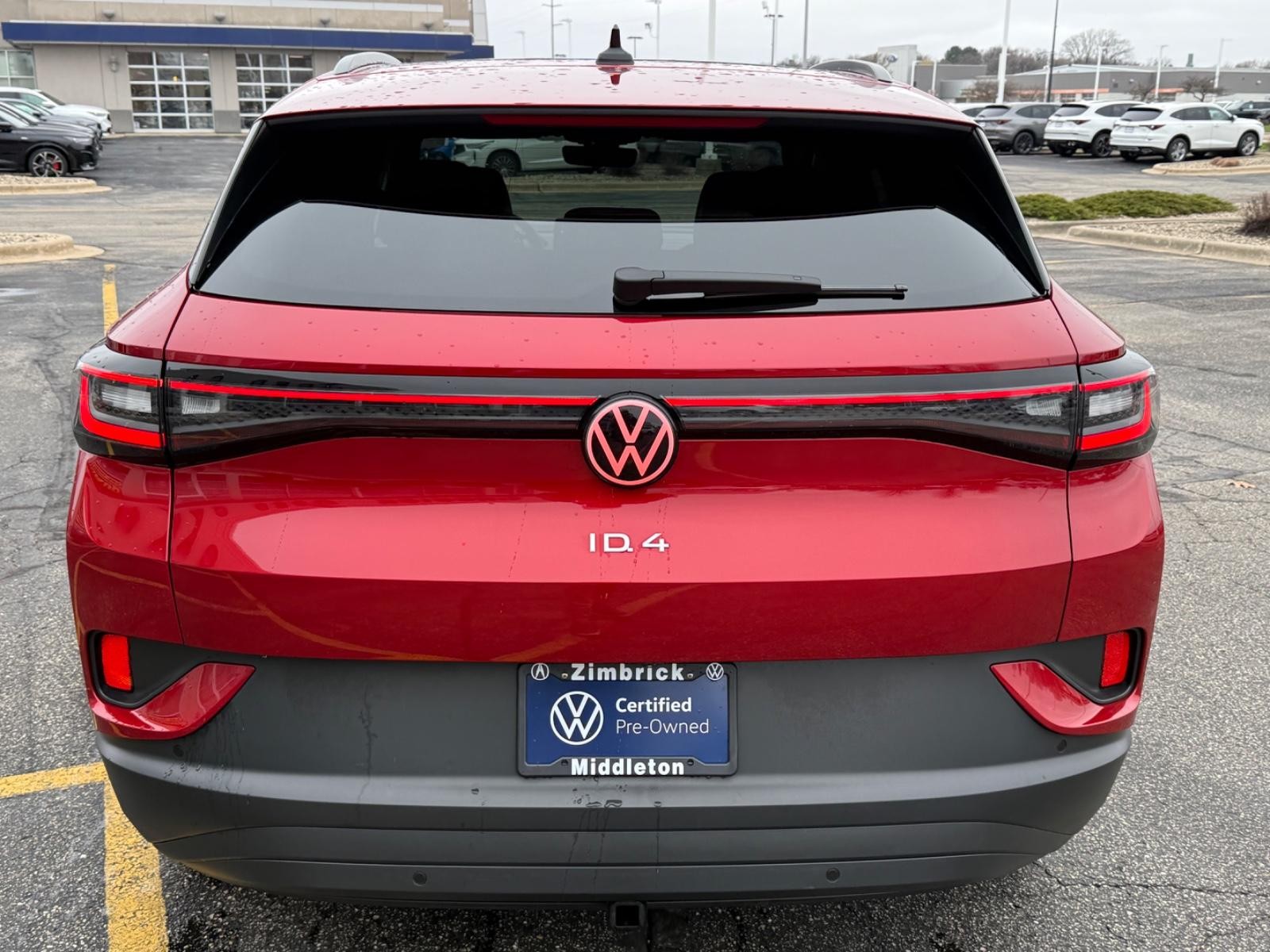 Volkswagen ID.4 Vehicle Image 04