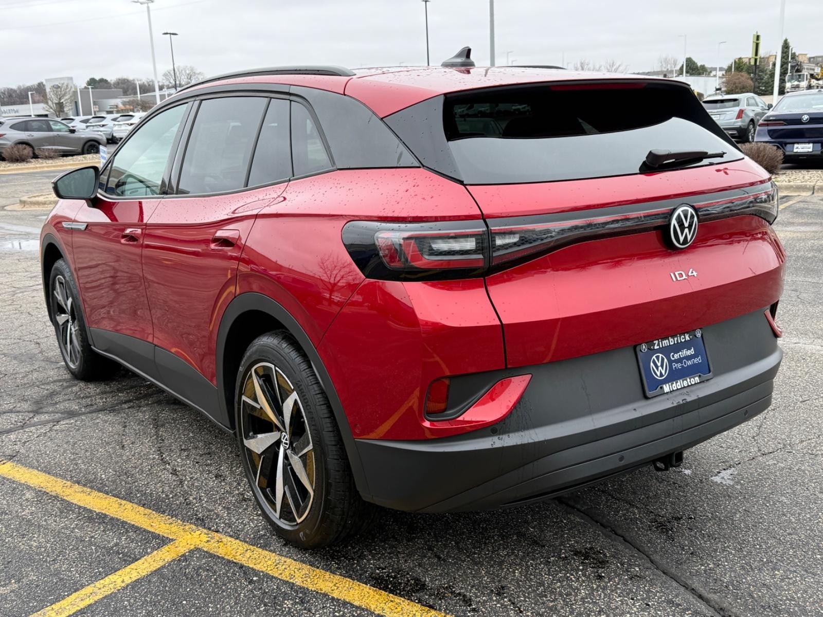 Volkswagen ID.4 Vehicle Image 06