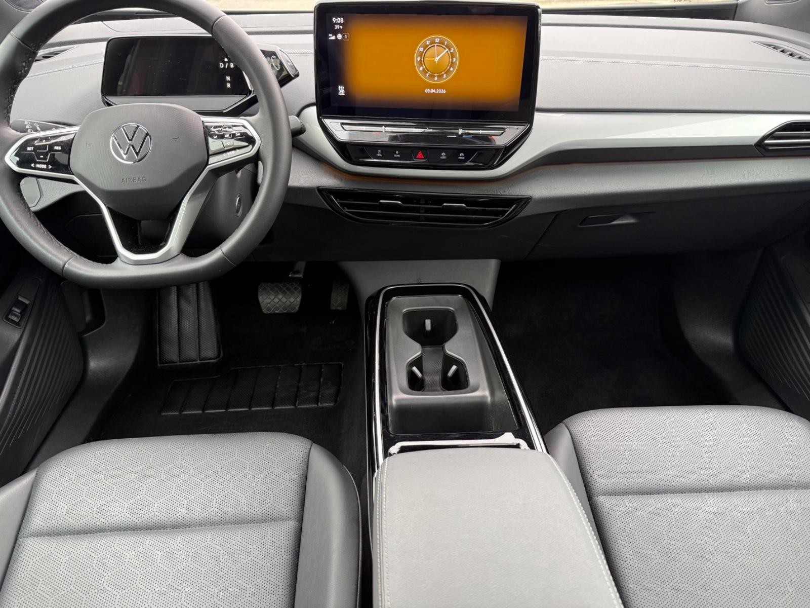 Volkswagen ID.4 Vehicle Image 11