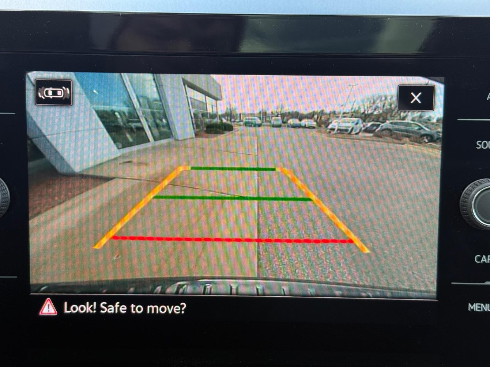 Volkswagen Taos Vehicle Image 13