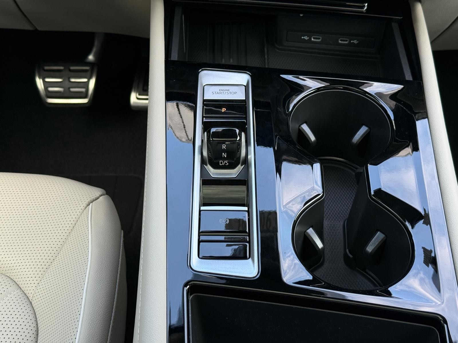 Volkswagen Atlas Vehicle Image 09