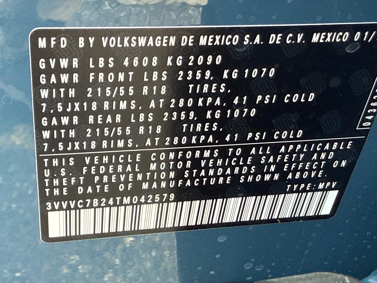 Volkswagen Taos Vehicle Image 17