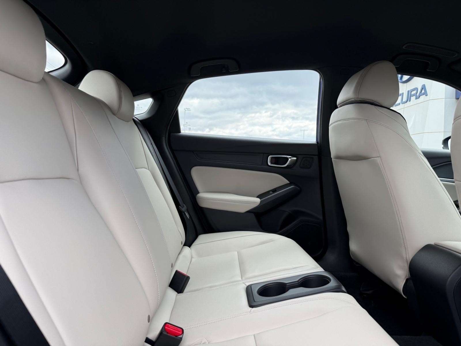 Acura Integra Vehicle Image 10