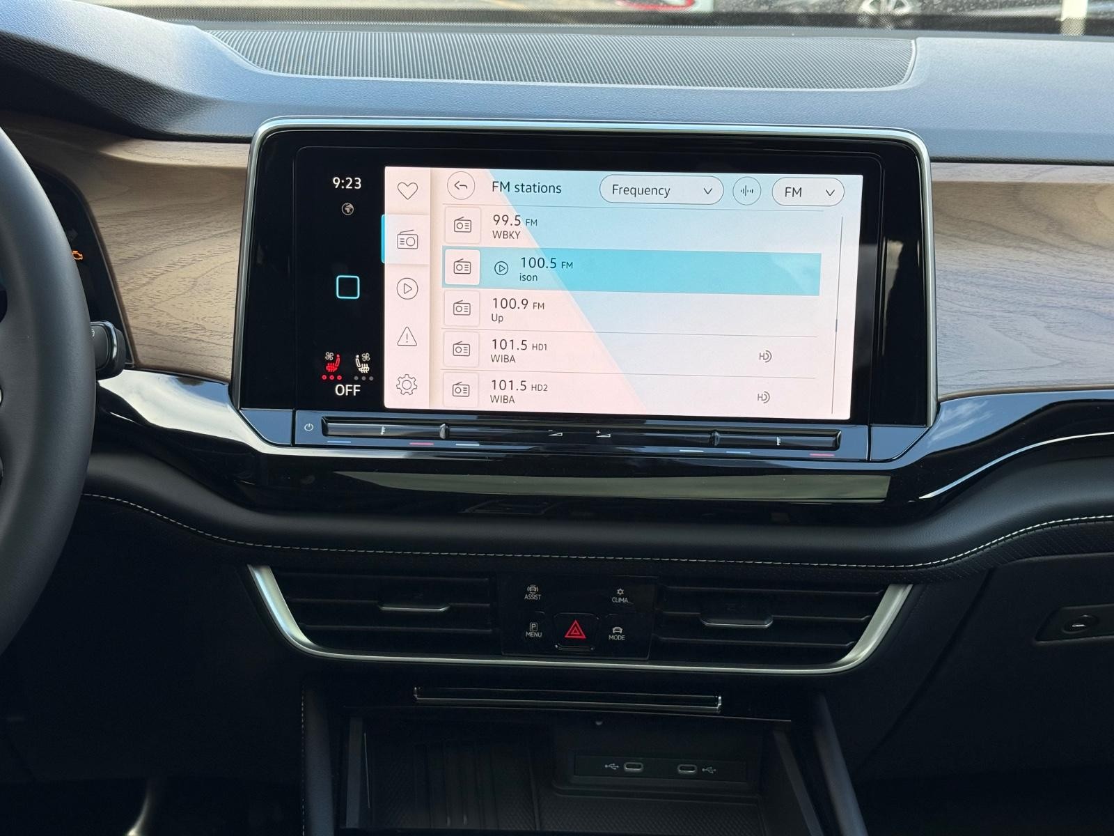 Volkswagen Atlas Vehicle Image 08