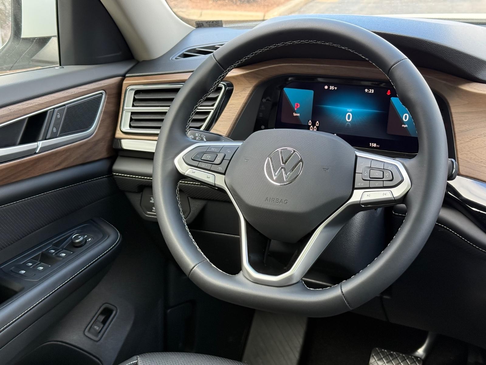 Volkswagen Atlas Vehicle Image 10