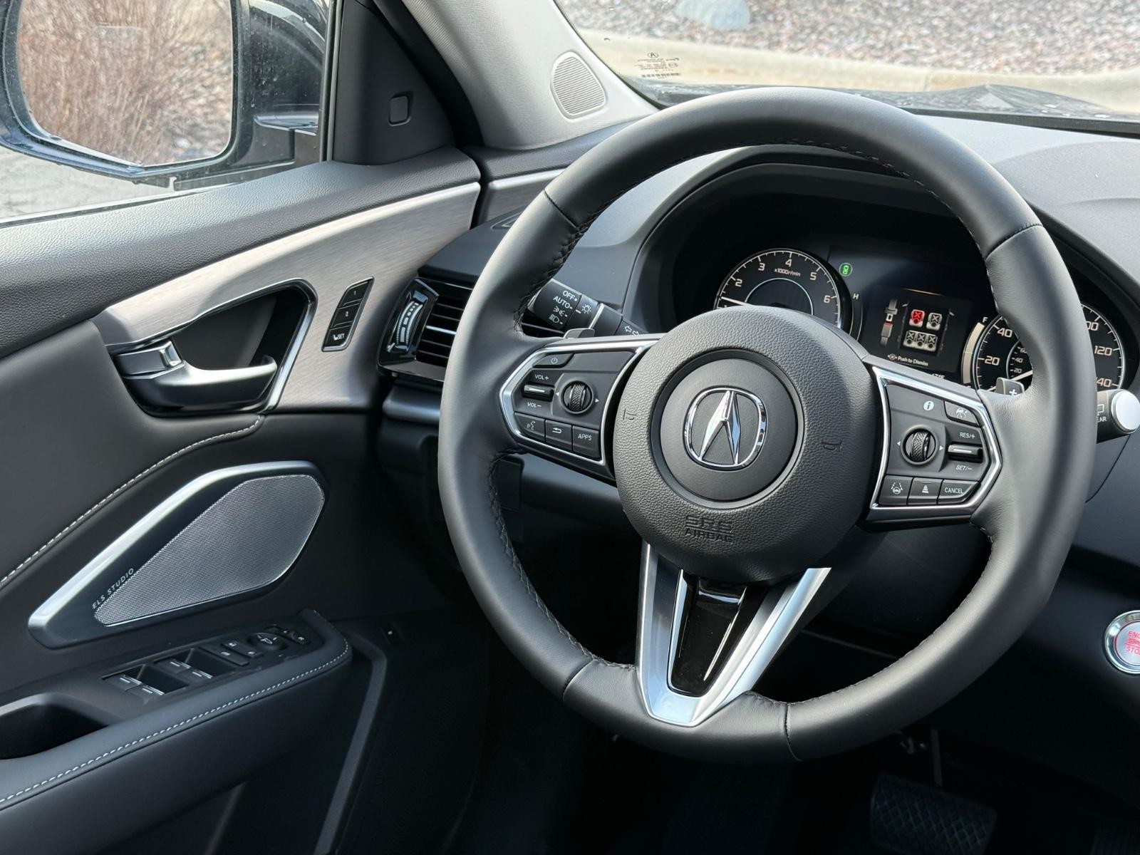 Acura RDX Vehicle Image 09