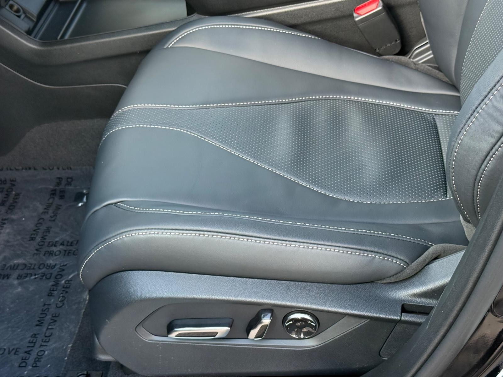 Acura RDX Vehicle Image 17
