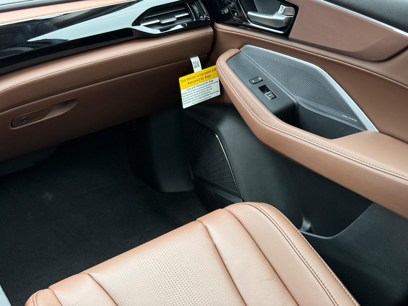 Acura MDX Vehicle Image 10