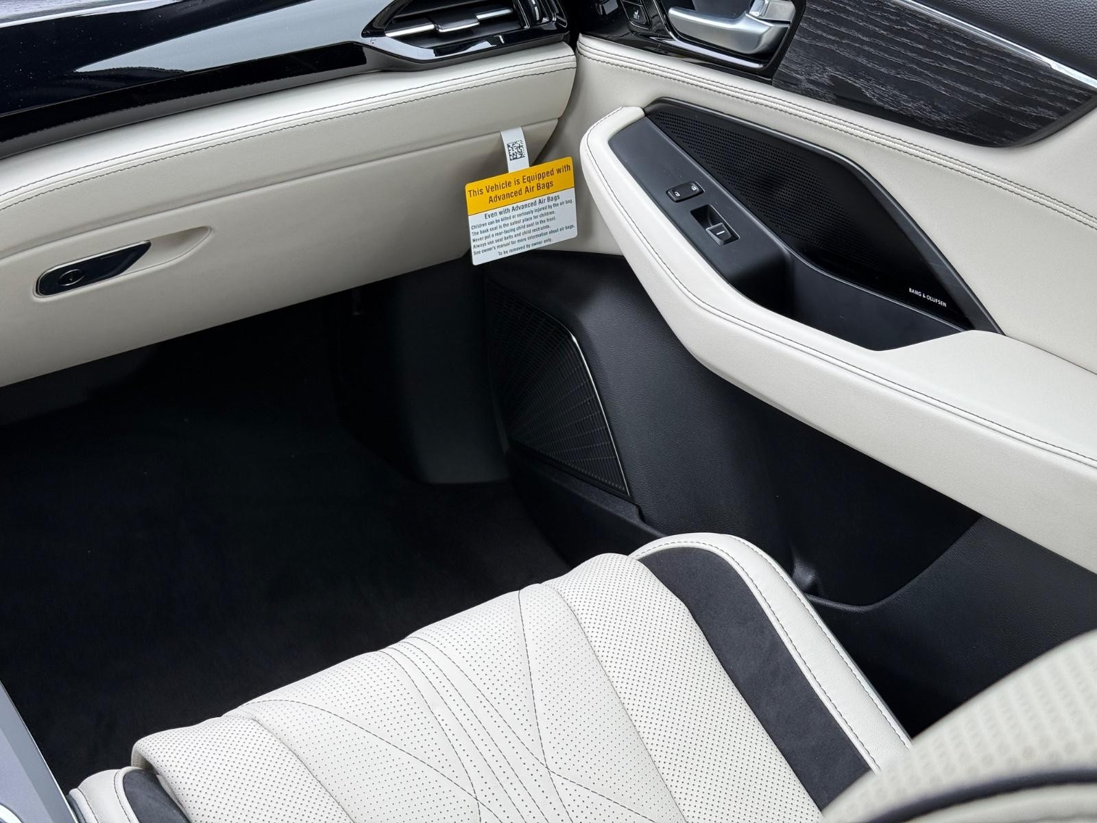 Acura MDX Vehicle Image 09