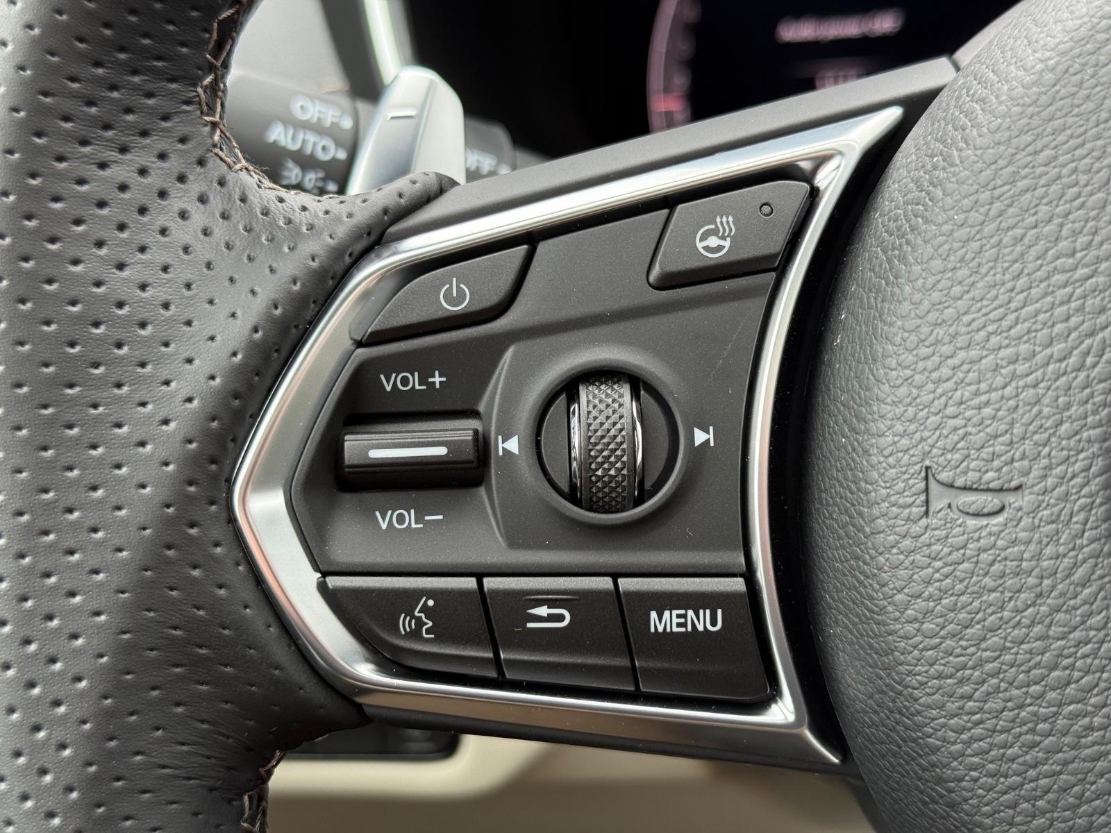 Acura MDX Vehicle Image 11