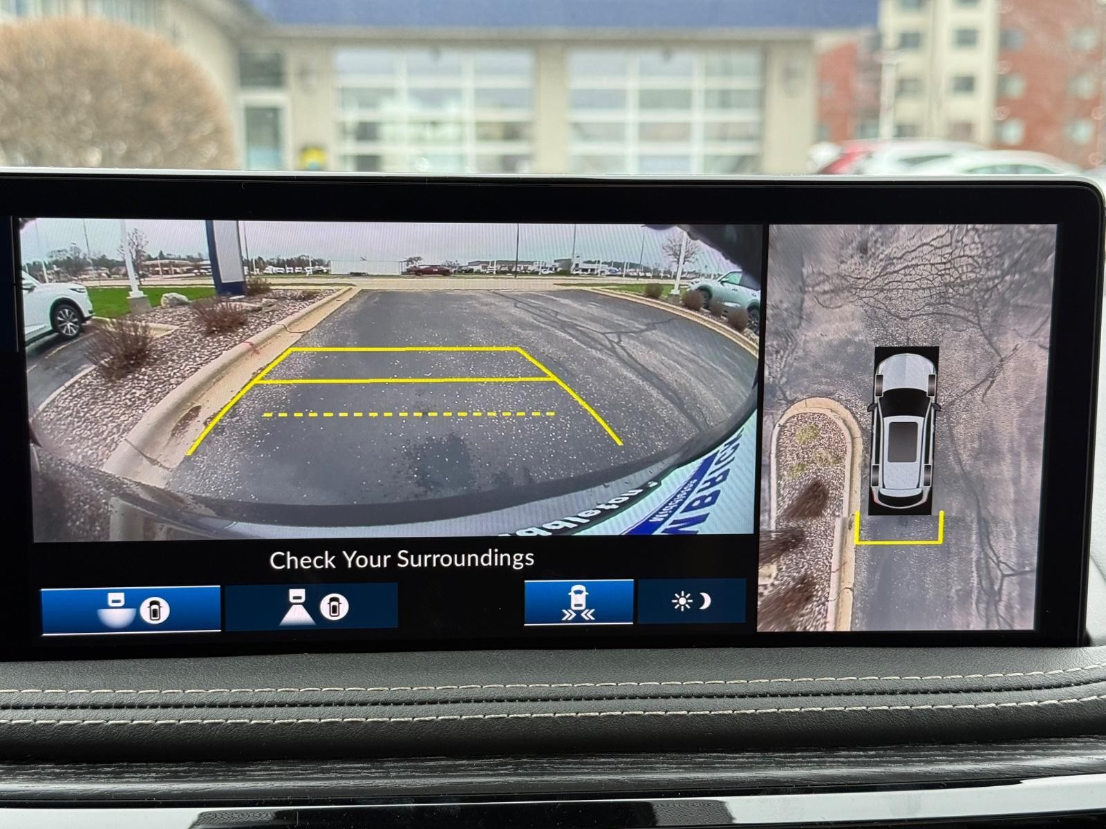 Acura MDX Vehicle Image 13