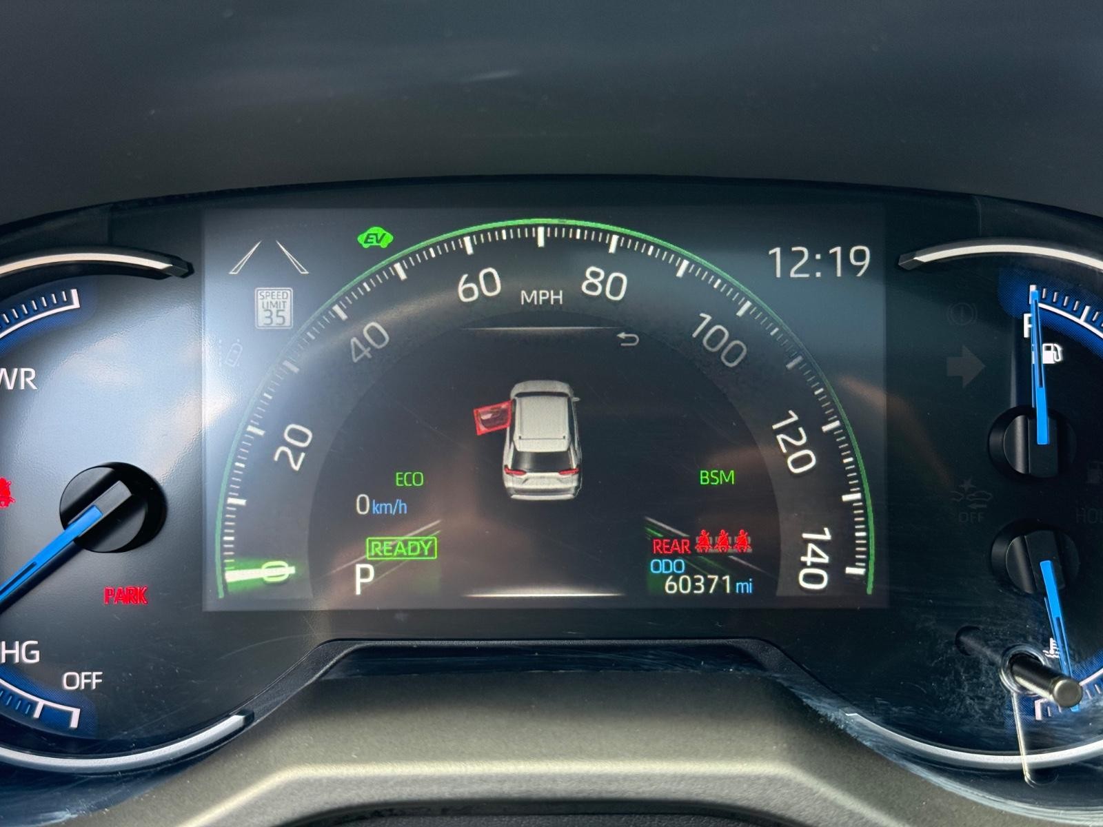 Toyota RAV4 Vehicle Image 20