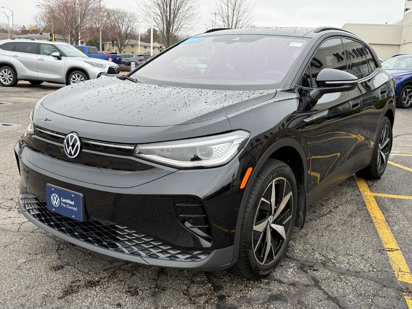 Volkswagen ID.4 Vehicle Image 08