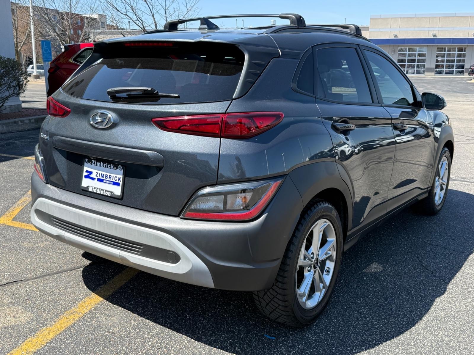Hyundai Kona Vehicle Image 03
