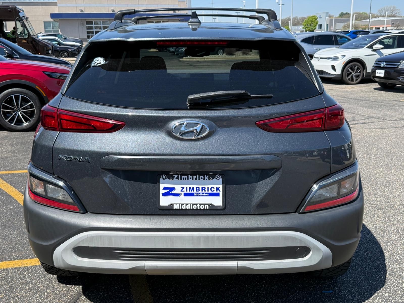 Hyundai Kona Vehicle Image 04