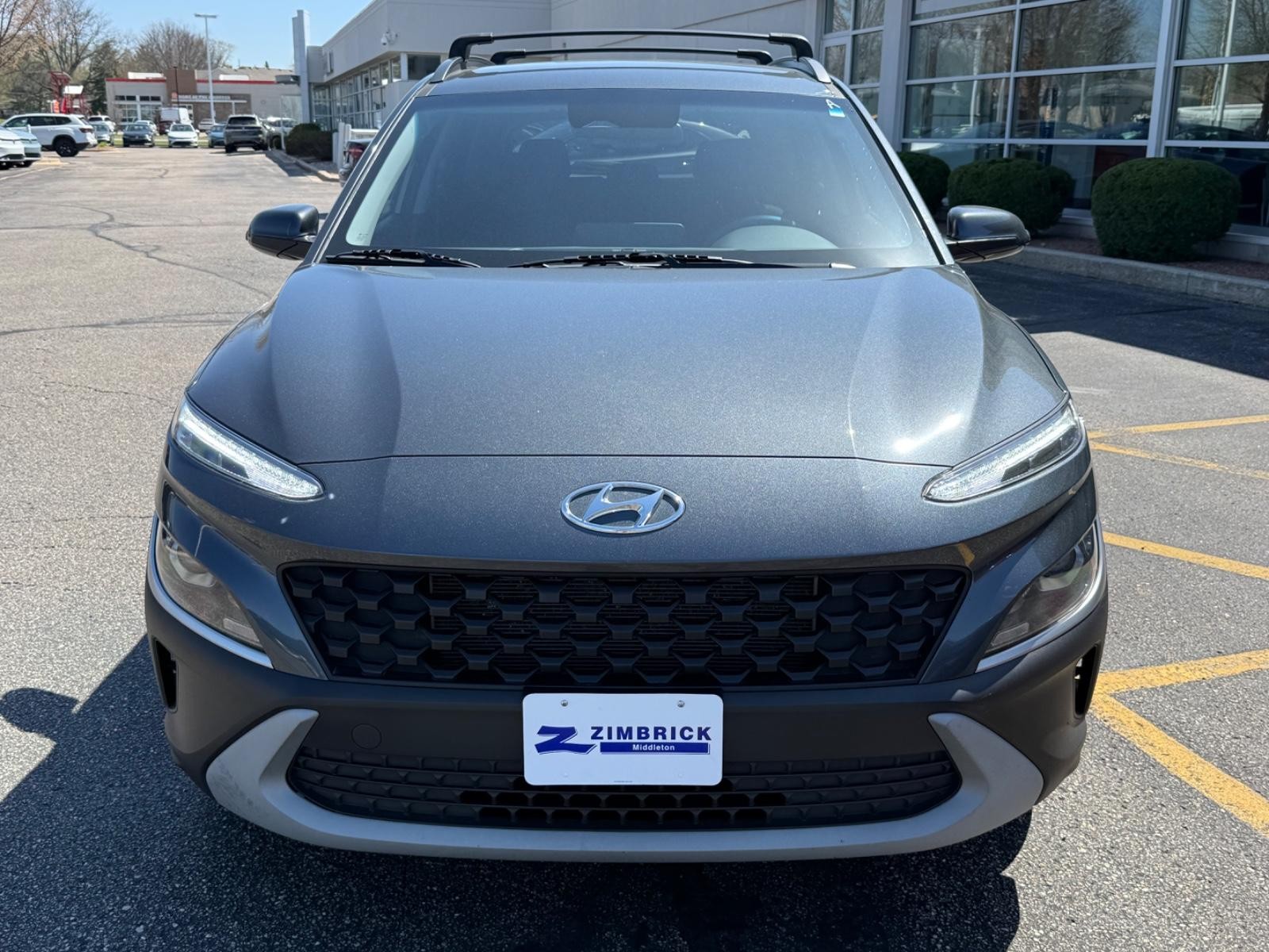 Hyundai Kona Vehicle Image 09