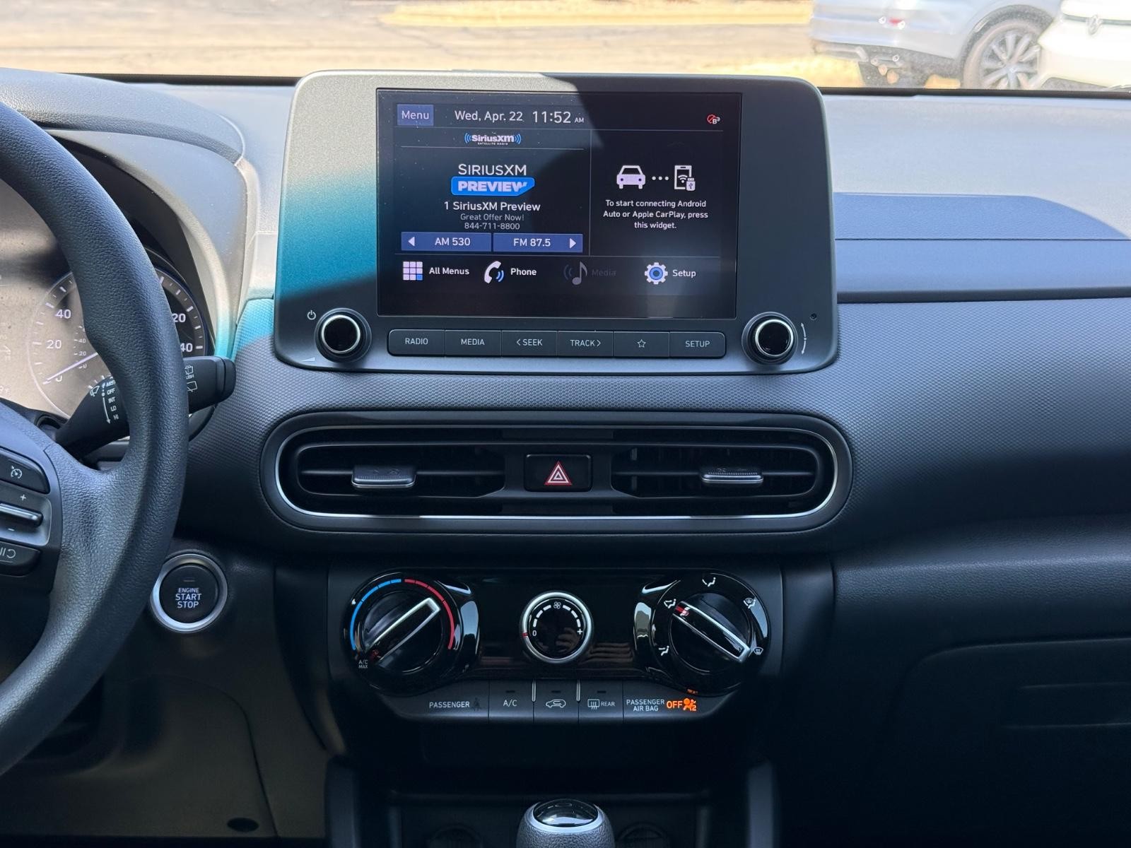 Hyundai Kona Vehicle Image 12