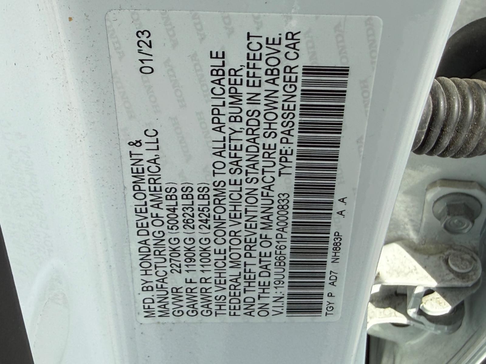 Acura TLX Vehicle Full-screen Gallery Image 23